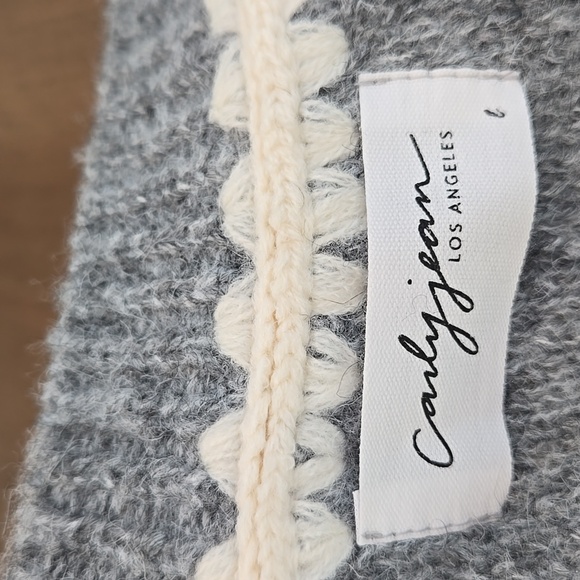 Carly Jean Los Angeles Gray V-Neck Sweater Vest - Picture 11 of 15